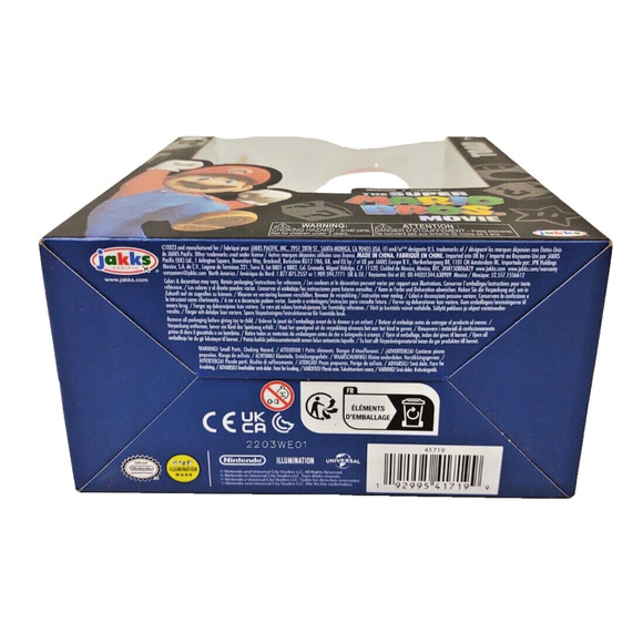 Nintendo The Super Mario Bros. Brothers Movie Toad Figure with Frying Pan 2023 - Picture 9 of 10